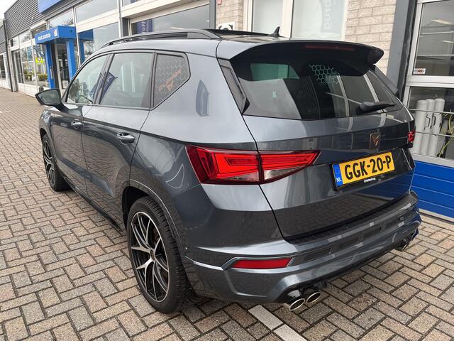 Cupra Ateca 2.0 TSI 4DRIVE / AUTOMAAT/ 300 PK/ PANO/ TREKHAAK/ LEER/ 360 CAMERA/ BEATS/ ELEK.KLEP/ ELEK.STOEL/ DODEHOEK/ STOELVERWARM./ CRUISE CONTROL/ FULL LINK/ ACC/ DCC/ KEYLESS/ NAVI/ DAB/ CLIMA/ ISOFIX/ 19'' LM