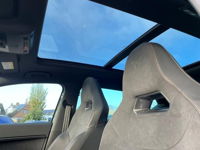 Cupra Ateca 2.0 TSI VZ 300PK 4DRIVE Brembo Trekhaak Panoramadak Speciale VZ uitvoering!