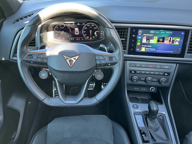 Cupra Ateca 2.0 TSI 4DRIVE / AUTOMAAT/ 300 PK/ BREMBO/ PANO/ TREKHAAK/ / BEATS/ SUPERSPORT STUUR/ STUUR+STOELVERWARM./ MEMORYSEAT/ ACC/ DODEHOEK/ 360 CAMERA/ FULL LINK/ NAVI/ DAB/ 19'' LMV