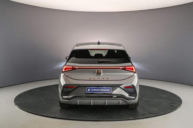 Cupra Born Business 204pk Automaat Adaptive cruise control, Navigatie, Achteruitrijcamera, LED Koplampen, Stuurwiel verwarmd, Parkeersensoren, App connect