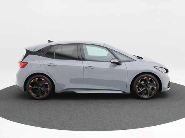 Cupra Born Adrenaline One 62 kWh 205 Pk Automaat | Full LED | Camera | Climate Control | Adaptive Cruise | Stoel Verwarming | Carplay | 19 Inch