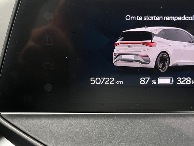 Cupra Born Adrenaline 62 kWh / KEYLESS/ LED/ 19" LMV/ ADAPT. CRUISE/ NAVI/ FULL LINK/ DAB/ 360 CAMERA/ PARK. SENSOREN/ RIJ-MODI/ CLIMA/ STOEL VERWARM