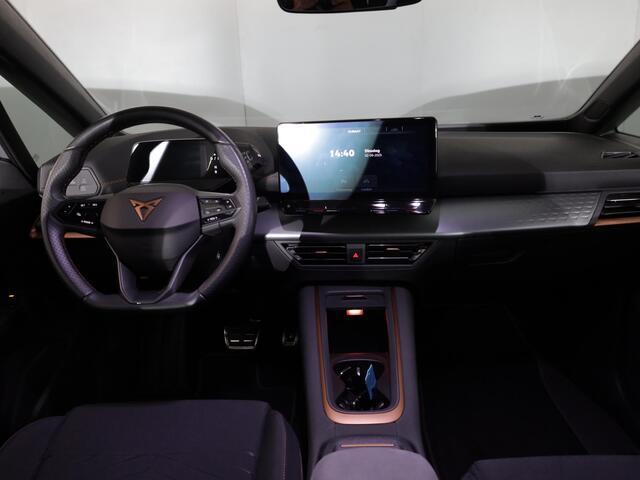Cupra Born Business 62 kWh 204 pk | Navigatie | Parkeersensoren | Achteruitrijcamera | Adaptieve cruise control | LED koplampen |