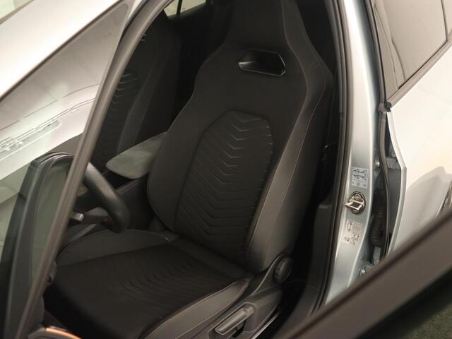 Cupra Born Business 62 kWh | Stoel & stuurverwarming | Camera | Adaptive cruise | Carplay | Navigatie | Sportstoelen | Parkeerhulp