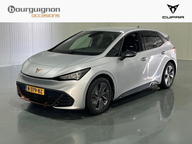 Cupra Born Business 62 kWh 204 Pk Automaat | Navigatie | Adaptive Cruise | 18 Inch | Privacy Glass | Camera | 78.082 km!!