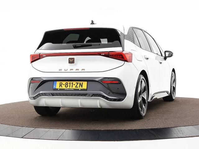 Cupra Born Adrenaline 232pk 62 kWh · Camera · Alarmklasse 3 · Apple/Android Car Play · Navigatie · Stoel & Stuurverwarming · 19'' Inch ·