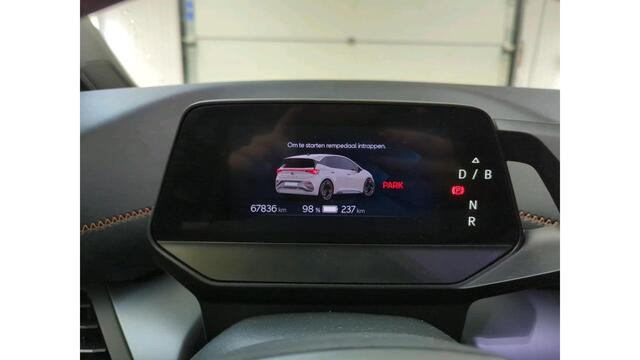 Cupra Born Business 62 kWh NL AUTO | CAMERA | CARPLAY |