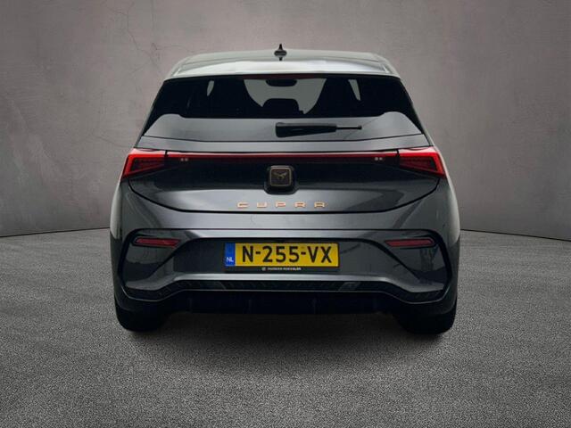Cupra Born Business One 204pk Automaat Adaptive cruise control, Navigatie, Stuurwiel verwarmd, LED koplampen, Stoelverwarming, Achteruitrijcamera, Parkeersensoren, App connect