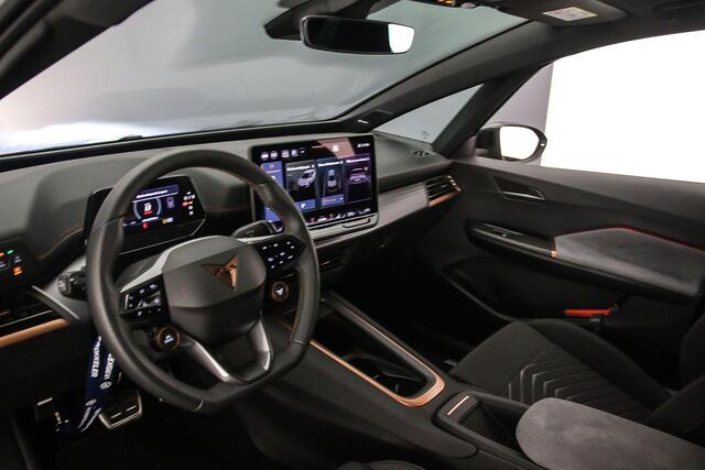 Cupra Born Business 230pk Automaat Adaptive cruise control, 360 camera, Navigatie, Achteruitrijcamera, Sennheiser audio, LED koplampen, Stoelverwarming, App connect