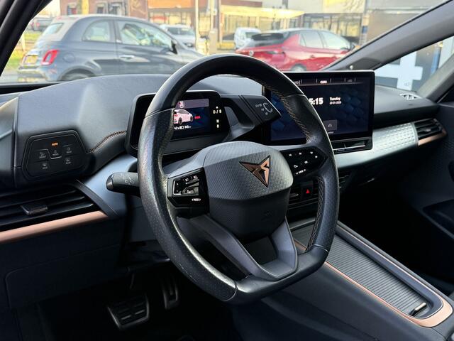 Cupra Born BWJ 2022 | SOH 92,4% BUS Adrenaline 204PK 62 kWh | PANO DAK | CAMERA A | 19'' LMV | STOELVERW | NAVI | CLIMA | CARPLAY |