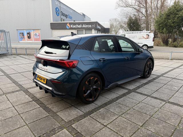 Cupra Born One 62 kWh | SOH 92% | Navi | Camera | Sfeer Verlichting |