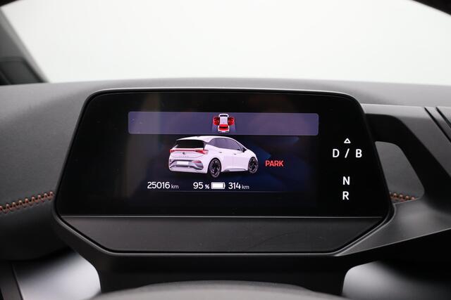 Cupra Born Performance One 62 kWh Camera | Stoelverwarming | Apple Carplay / Android Auto | Climate control