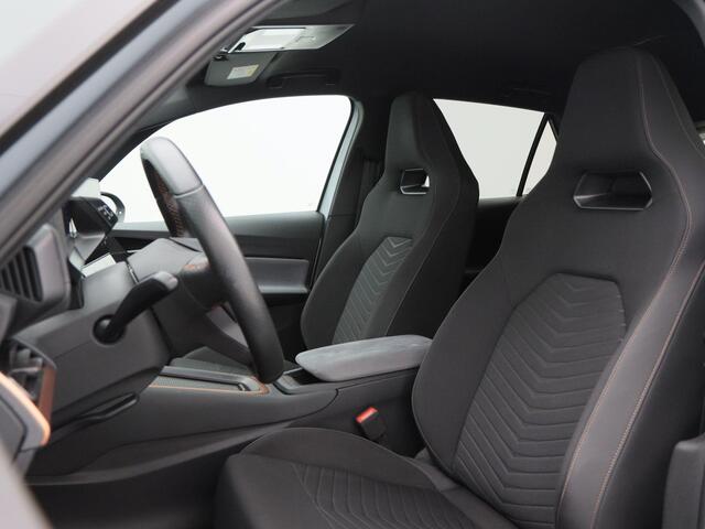 Cupra Born Adrenaline One 62 kWh 204 Pk | Stoelverwarming | Navigatie | Adaptive Cruise | Camera | CarPlay | 19 Inch | 86.590 Km !!