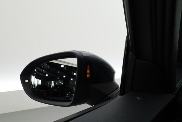 Cupra Born Copper Edition 62 kWh | Pano | 360cam | Stoel-Stuurverw. | Adapt. Cruise | Keyless | CarPlay | Dodehoekdet.