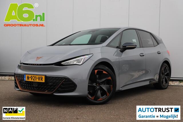 Cupra Born Performance One 62 kWh All-Season Banden Carplay Android Navigatie Achteruitrijcamera Sfeerverlichting