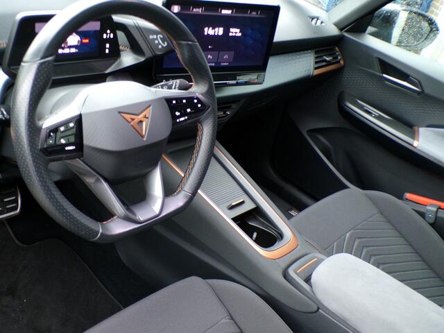 Cupra Born Business 62 kWh, SOH 96.2 % / Full LED / Carplay + Android Auto / Camera + Sensoren / 18' LMV