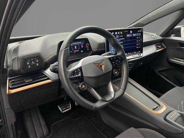 Cupra Born Essential 63 kWh 230pk Automaat, Stoelverwarming, Stuurwiel verwarmd, Parkeersensoren, App-connect, LED koplampen, Airco, DAB, Bluetooth