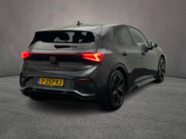 Cupra Born Adrenaline One 204pk Automaat Adaptive cruise control, Steunhaak, Stuurwiel verwarmd, Achteruitrijcamera, Navigatie, Stoelverwarming, LED koplampen, Parkeersensoren