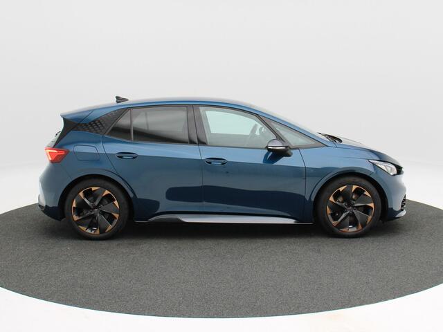 Cupra Born Performance One 62 kWh 204 Pk | Camera | Stoelverwarming | Adaptive Cruise | CarPlay | Climatronic | Navigatie | 19 Inch