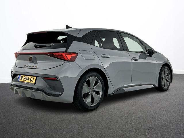 Cupra Born Business 62 kWh Navigatie Climate Control Camera Adaptive Cruise Control Full Led Stoelverwarming