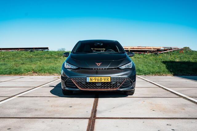 Cupra Born Performance One 62 kWh | ALCANTARA | FULL LED | CAMERA | APPLE CAR PLAY
