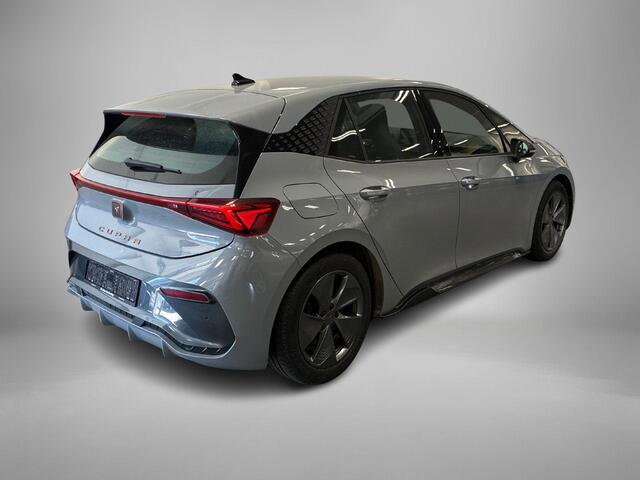 Cupra Born Impulse 62 kWh / 204pk · SOH 93,2% · Camera · Apple/Android Car Play · Navigatie · P-Sensoren · Sfeerverlichting · 18'' Inch ·
