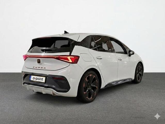 Cupra Born Adrenaline One 62 kWh 204pk | Navigatie | Parkeercamera | Lichtmetalen velgen | Adaptieve cruise controle | Verwarmbare voorstoelen