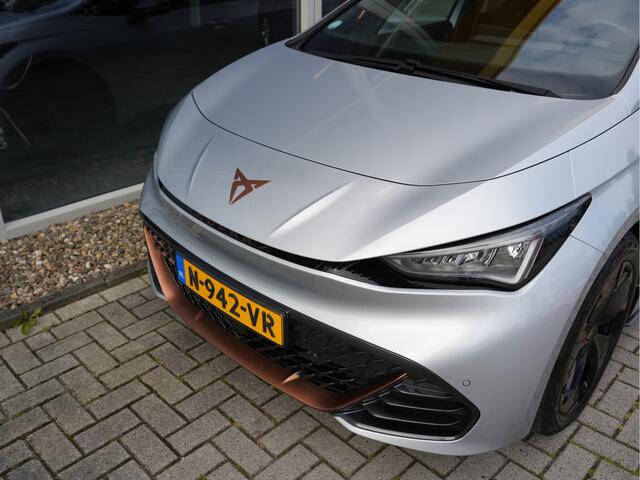 Cupra Born Adrenaline One 62 kWh SOH91% | Stoel&Stuurverwarming | Apple Carplay | Draadloze telefoonoplader |