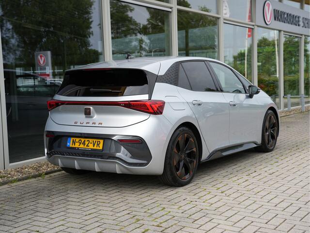 Cupra Born Adrenaline One 62 kWh SOH91% | Stoel&Stuurverwarming | Apple Carplay | Draadloze telefoonoplader |