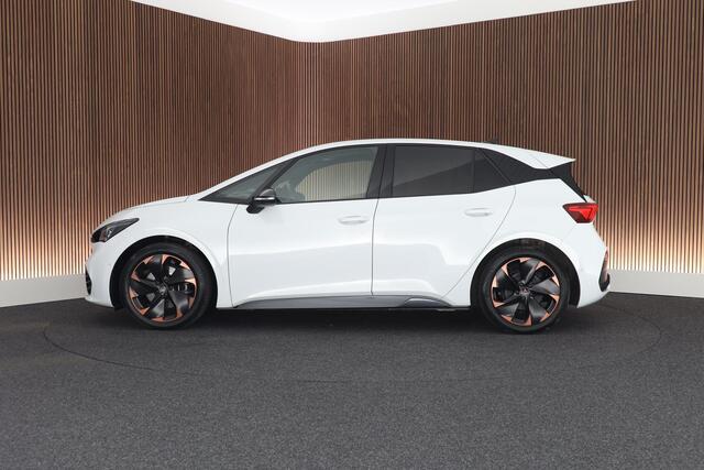 Cupra Born Adrenaline 204pk 62 kWh 360Camera Keyless Navigatie Stoelverwarming