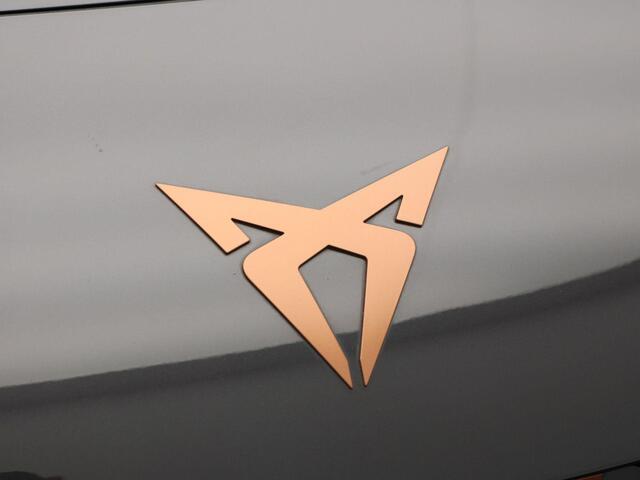 Cupra Born Adrenaline 62 kWh 231 Pk | Stoel/Stuurverwarming | Camera | Adaptive Cruise | CarPlay | Beats Audio | 19 Inch | 74.166 Km !!