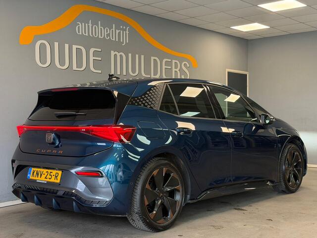 Cupra Born Copper Edition | Camera | Keyless | Adaptive | Stoel/stuurverwarming | Sfeerverlichting |