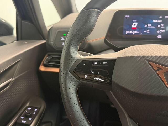 Cupra Born Copper Edition | Camera | Keyless | Adaptive | Stoel/stuurverwarming | Sfeerverlichting |