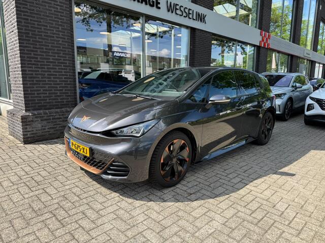 Cupra Born Adrenaline One 62 kWh | 19" Lmv | Adapt cruise | Camera