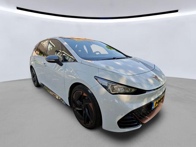 Cupra Born Copper Edition One 62 kWh Panoramadak / Camera / Navigatie / App-connect / Elec. verstelbare best. stoel