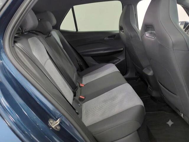 Cupra Born Performance One 62 kWh 204pk | Elektrisch verstelbare voorstoelen | Navigatie | Parkeercamera | 19 inch Lichtmetalen velgen