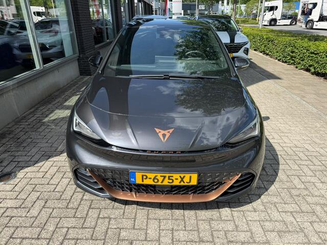Cupra Born Adrenaline One 62 kWh | 19" Lmv | Adapt cruise | Camera