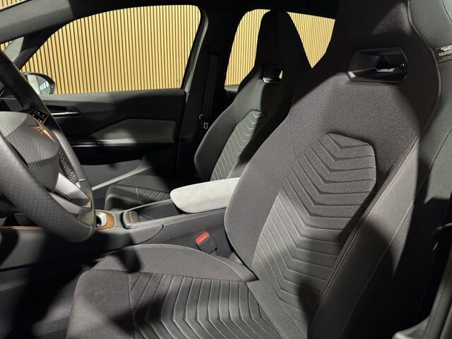 Cupra Born Business 62 kWh | Warmtepomp | Stoel/stuurverwarming | Camera |