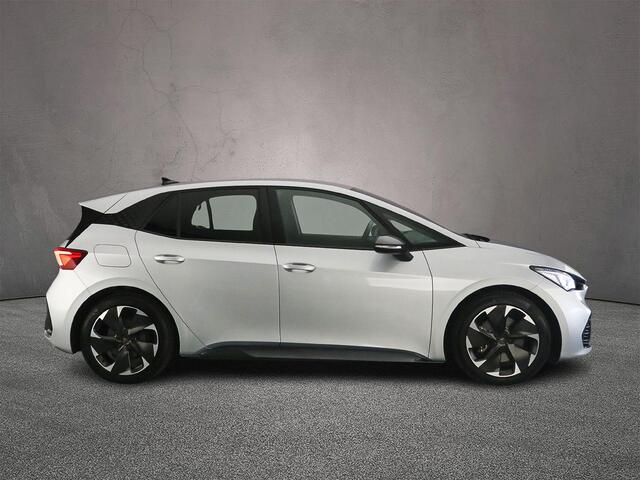 Cupra Born Business Limited 230pk Automaat Adaptive cruise control, Achteruitrijcamera, LED koplampen, Navigatie, App connect, Stoelverwarming, Parkeersensoren