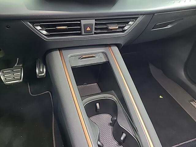 Cupra Born Adrenaline One 62 kWh 3-Fase 1e-Eig. & Dealer-Onderh. BOVAG-Garantie. NL-Auto.