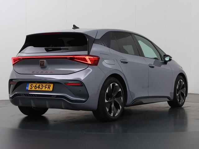 Cupra Born Adrenaline 62 kWh | Sportstoelen | Navigatie | Camera | DAB | Apple CarPlay/Android Auto | Interieurverlichting | Adaptieve Cruise Control | Beats Audio |