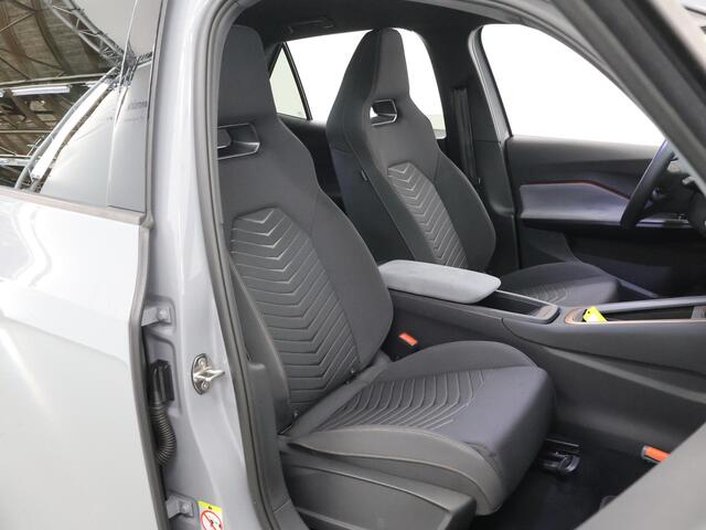 Cupra Born Adrenaline 62 kWh | Sportstoelen | Navigatie | Camera | DAB | Apple CarPlay/Android Auto | Interieurverlichting | Adaptieve Cruise Control | Beats Audio |