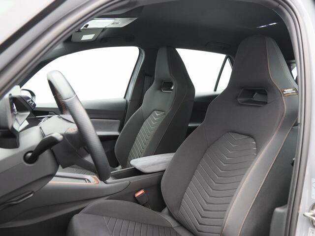 Cupra Born Business Plus 62 kWh 204 Pk | Stoel/Stuurverwarming | Adaptive Cruise | Climatronic | CarPlay | 18 Inch | 21.452 Km !!