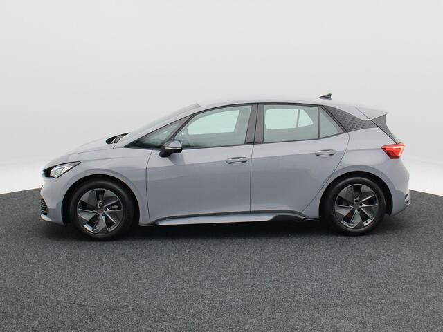 Cupra Born Business Plus 62 kWh 204 Pk | Stoel/Stuurverwarming | Adaptive Cruise | Climatronic | CarPlay | 18 Inch | 21.452 Km !!