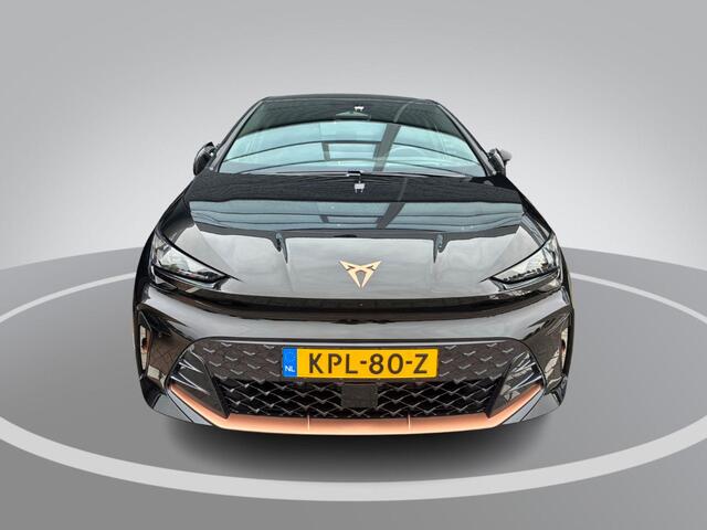 Cupra Born Performance 61 kWh 190 PK l 19" Storm Copper l Side Assist l Elektrische stoelen l Leverbaar per oktober