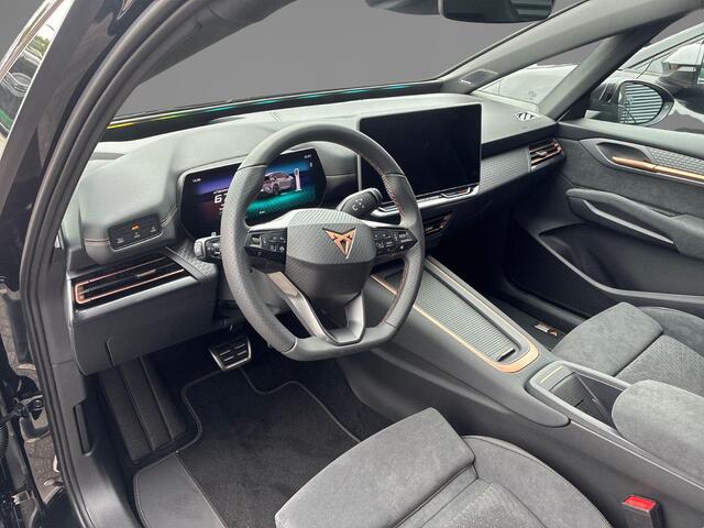Cupra Born Performance 61 kWh 190 PK l 19" Storm Copper l Side Assist l Elektrische stoelen l Leverbaar per oktober