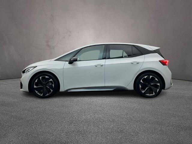 Cupra Born Business 230pk Automaat Adaptive cruise control, Navigatie, Achteruitrijcamera, LED koplampen, App connect, Parkeersensoren, Stuurwiel verwarmd