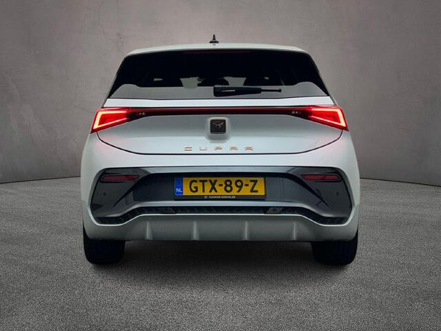 Cupra Born Business 230pk Automaat Adaptive cruise control, Navigatie, Achteruitrijcamera, LED koplampen, App connect, Parkeersensoren, Stuurwiel verwarmd