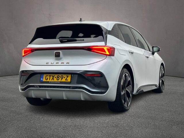 Cupra Born Business 230pk Automaat Adaptive cruise control, Navigatie, Achteruitrijcamera, LED koplampen, App connect, Parkeersensoren, Stuurwiel verwarmd