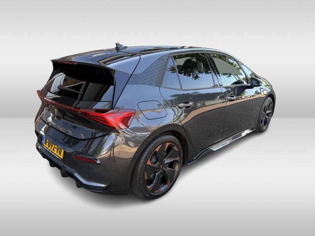Cupra Born Adrenaline One 62 kWh | stoelverwarming | stuurverwarming | applecarplay/android auto | 19 inch velgen |